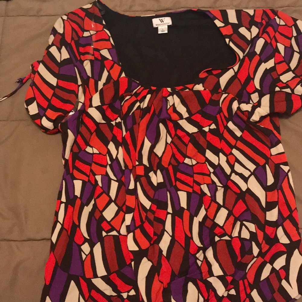 Geometric design with cap sleeve blouse